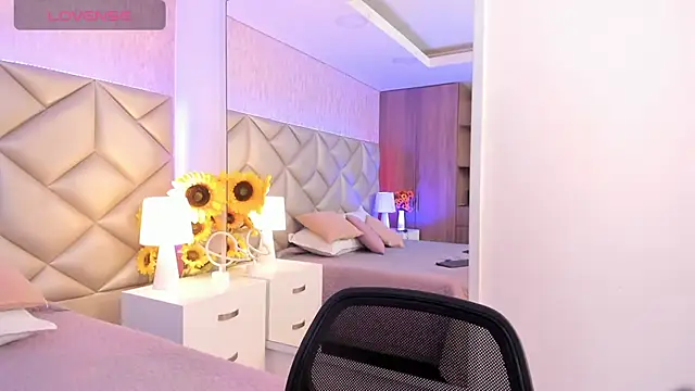 dafnne_hall's cam snapshot