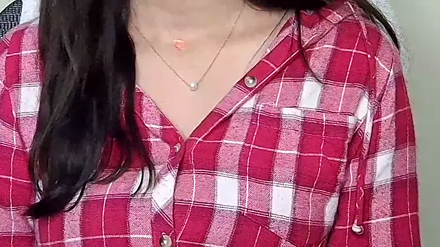 Naina_For_You's cam snapshot