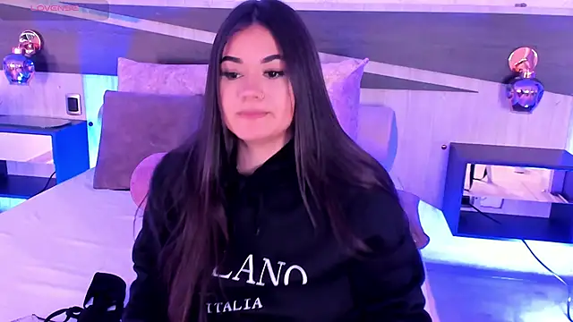 Adaa_Stone's cam snapshot