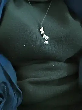 Ananya_34's cam snapshot