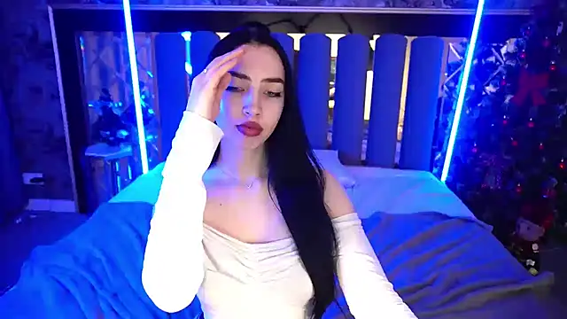 WildKittenX_'s cam snapshot