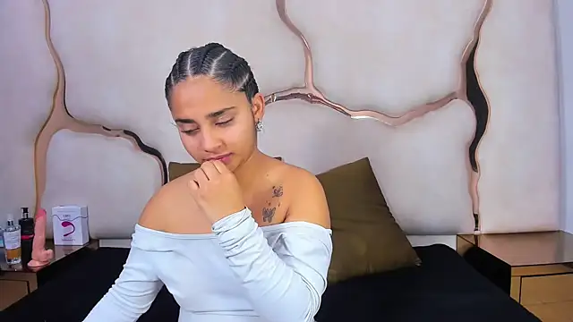 ScarletDoll's cam snapshot