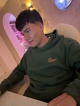 Logan_smith1 live sex cam