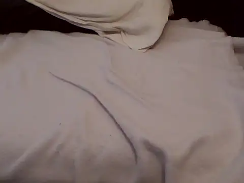 gregorysexyguy's cam snapshot