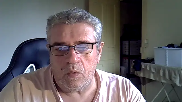 _hippo_'s cam snapshot