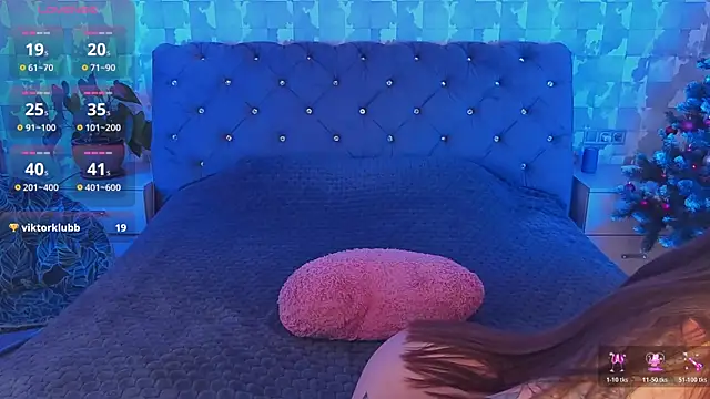 SuzannaWild's cam snapshot