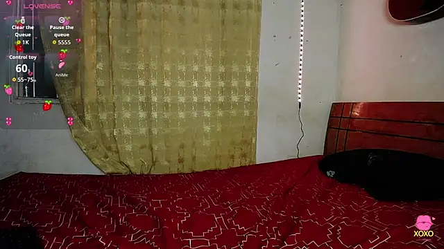 Lulupeach69's cam snapshot