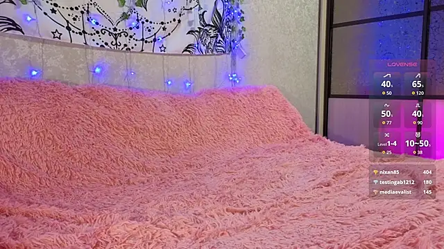 VETT_KITTY's cam snapshot