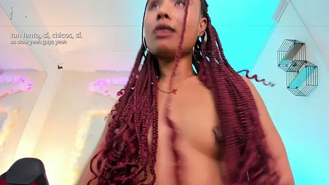 Lucerop_'s cam snapshot