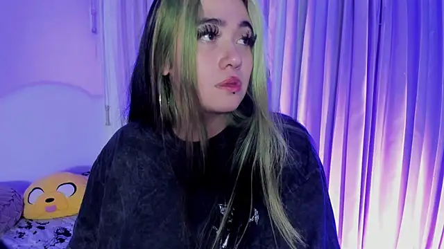 Lilith_Zenith_'s cam snapshot