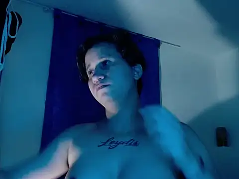 Im_Milan_Rs's cam snapshot