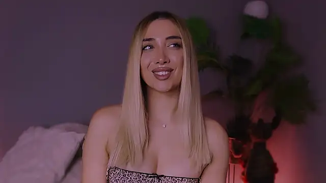 HotJessX's cam snapshot