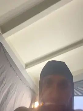 TheRealMrDLlong live sex cam