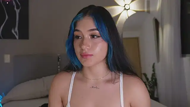 AnnyHizzle's cam snapshot