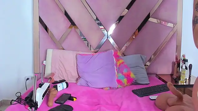 Freyaht's cam snapshot