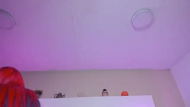 Sophie_Russell_'s cam snapshot