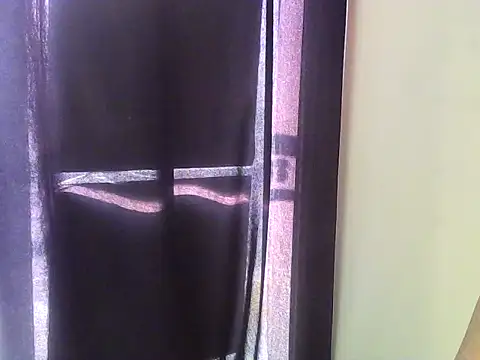 strip_vani's cam snapshot