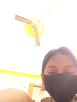 Priyanka_30's cam snapshot