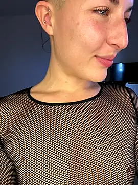 _ExoticGirl's cam snapshot