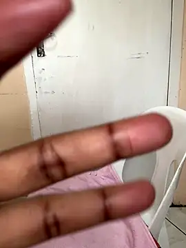 Nicole_bash's cam snapshot