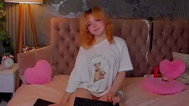 EmilyAngells's cam snapshot