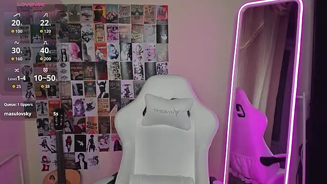 Anora_Miller's cam snapshot