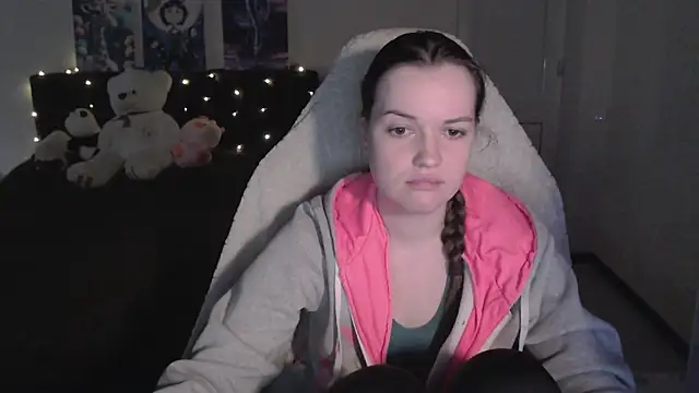 Little_flowers's cam snapshot