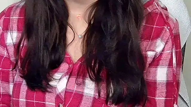 Naina_For_You's cam snapshot