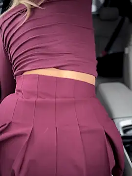 LetsFunKARINA's cam snapshot