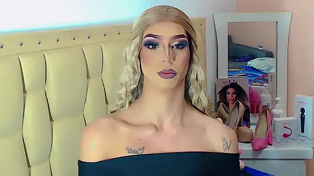 briana_sex32 live sex cam