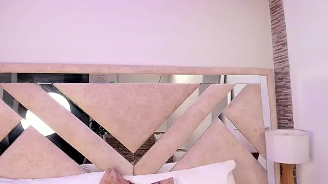 ximena_vasquez8's cam snapshot