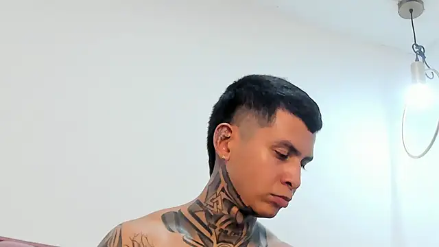 Andrew_sanders68's cam snapshot