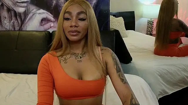 emely_brandon's cam snapshot