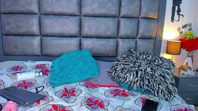 Sasha_Picot17's cam snapshot