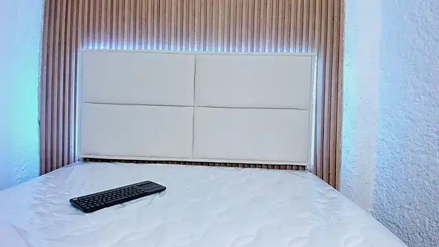 valery_thompsson's cam snapshot