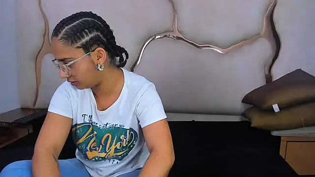 ScarletDoll's cam snapshot