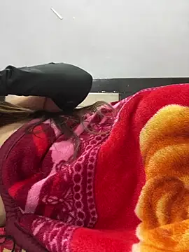 Red-Magic-25's cam snapshot