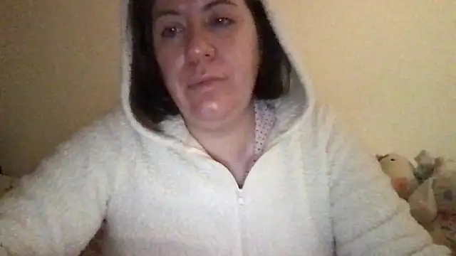 HYPHYtype's cam snapshot