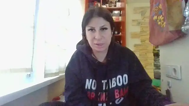 QueenMomyS's cam snapshot