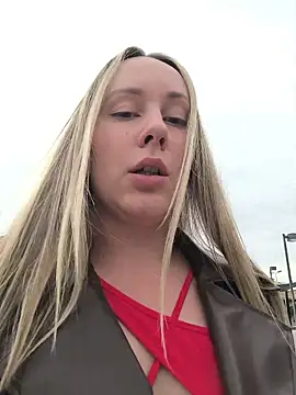 Mona_Plus's cam snapshot