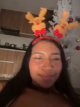 Barbiebrunette_'s cam snapshot