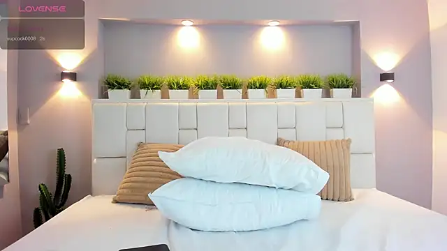 LunnaBlake's cam snapshot