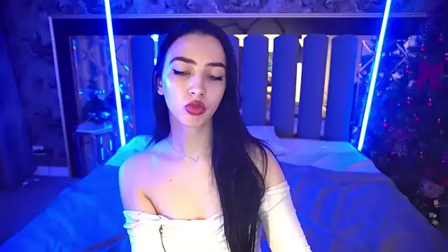 WildKittenX_'s cam snapshot