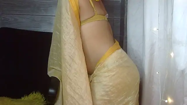 Naughty-Riya's cam snapshot