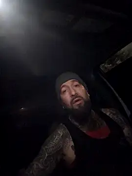 Beardedtattood live sex cam