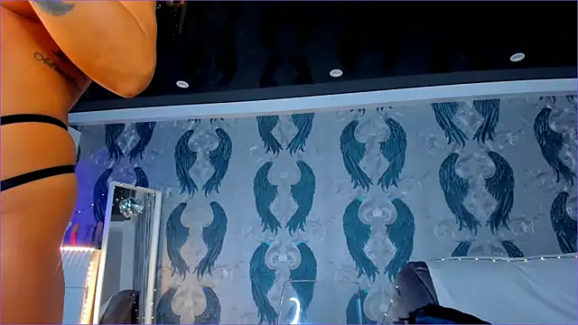 anneswhite's cam snapshot