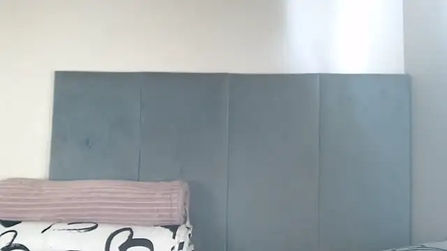 Jah-Queen's cam snapshot