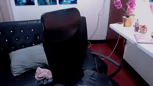 oliviia_cute's cam snapshot