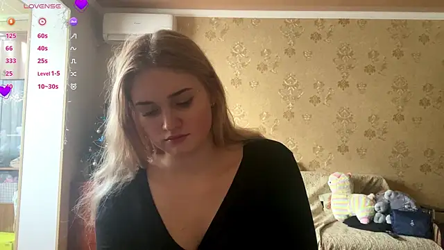 Malley_Saunds's cam snapshot