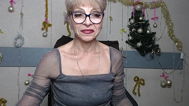 EllaBonito's cam snapshot